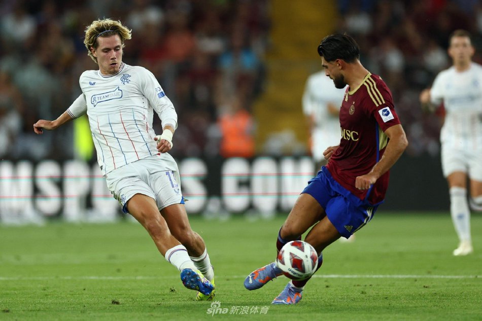 方的射门机 方的射门机